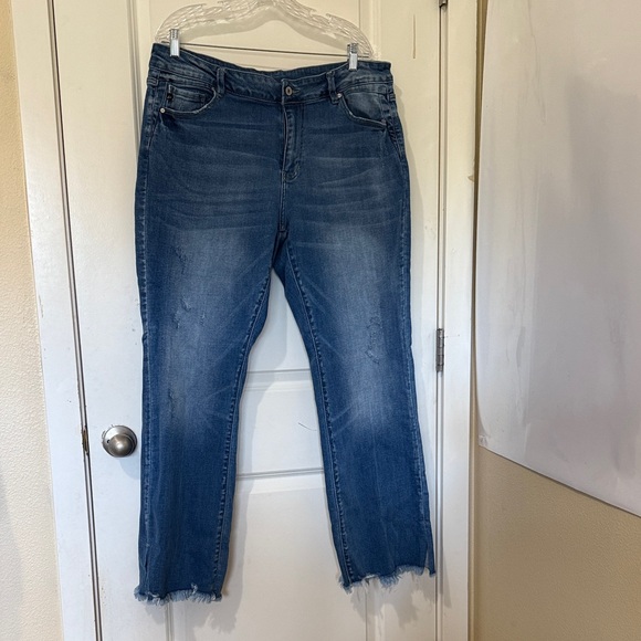 KanCan Distressed Blue Straight Leg Jeans - Picture 1 of 12
